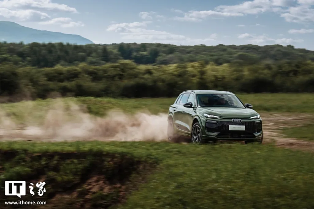 Новый Audi Q6L e-tron на презентации
