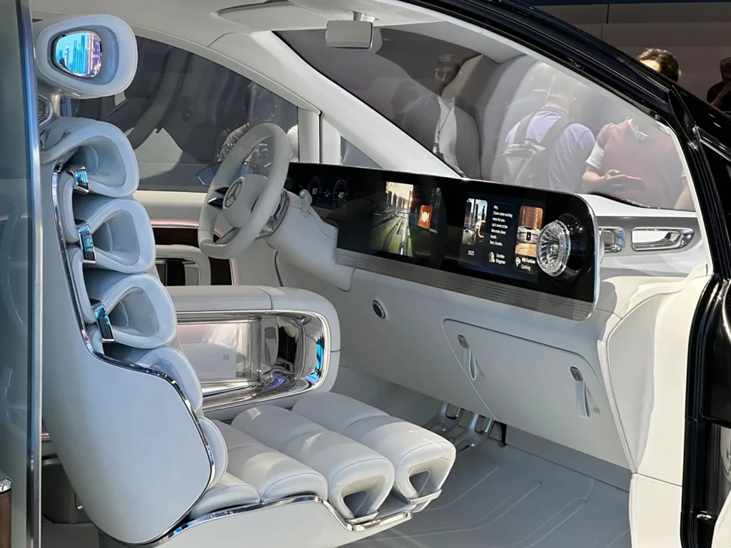 Официальное изображение электрического Mercedes-Benz GLC EV