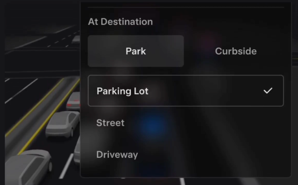 Tesla Model Y с активированной системой Full Self-Driving на центральном экране
