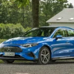 Mercedes-Benz CLA 250+ на дороге
