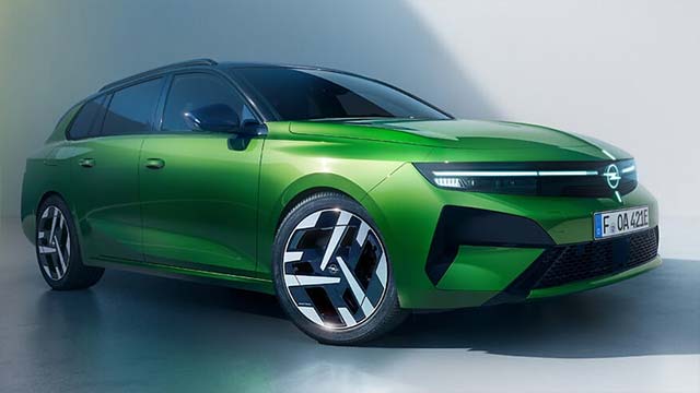 Обновлённый Opel Astra Electric с подсвеченным логотипом Opel Blitz