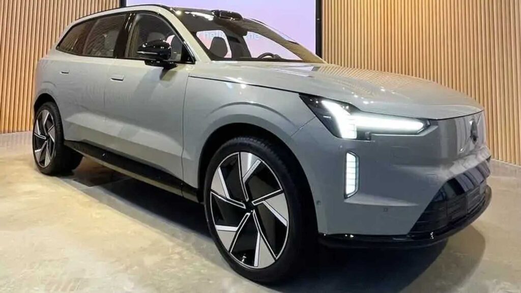 Volvo EX90