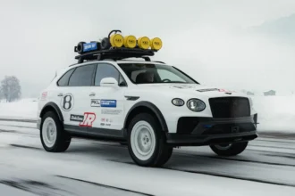 Bentley Bentayga 2028 гибрид