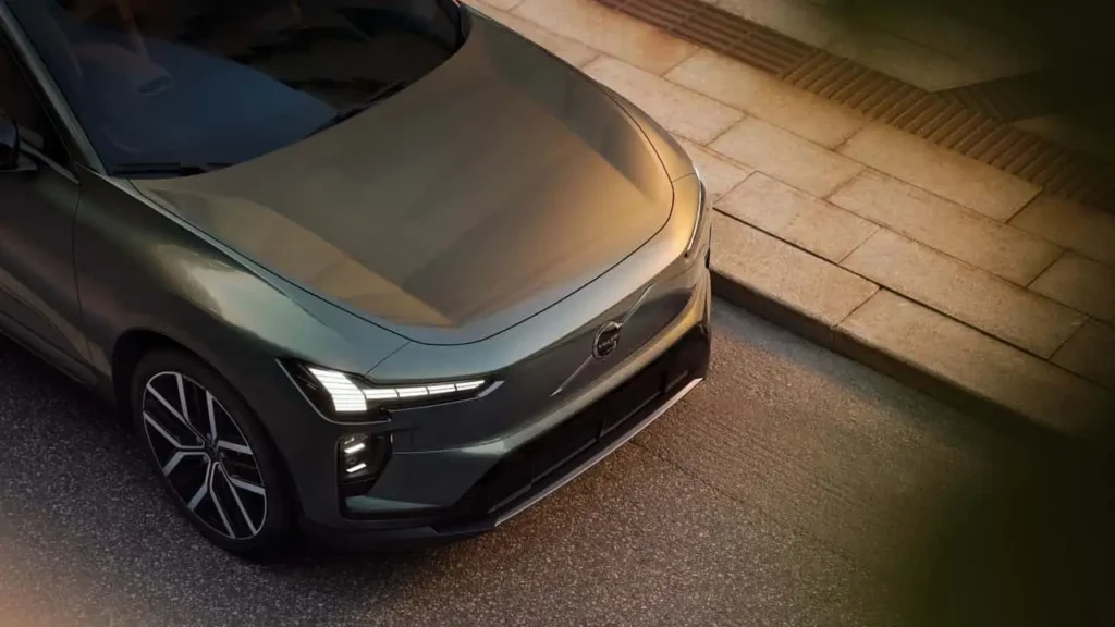 Volvo EX60 с встроенными камерами для анализа окружающей среды через Google Gemini AI