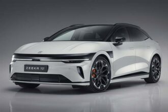 Электромобиль Zeekr на сборочном конвейере завода Volvo в Европе