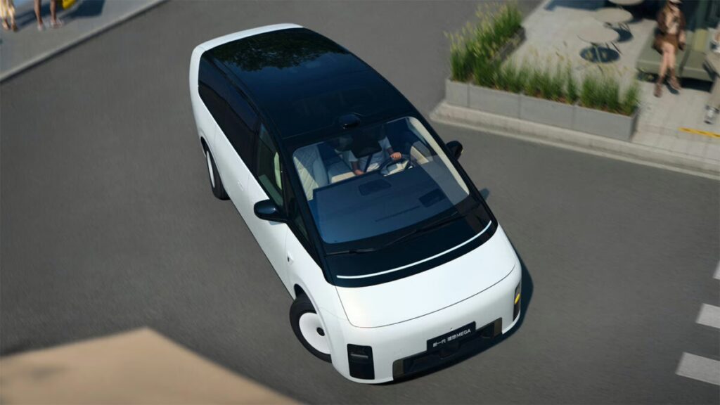 Электрический минивэн Li Auto Mega нового поколения