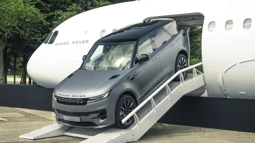 Электрический внедорожник Range Rover Sport Electric