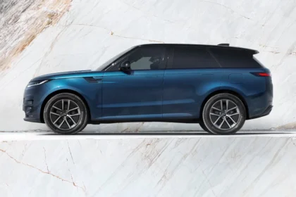 Электрический внедорожник Range Rover Sport Electric
